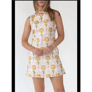 NEW with tags Aureum Cotton White Yellow Floral Sleeveless Mini Dress Medium